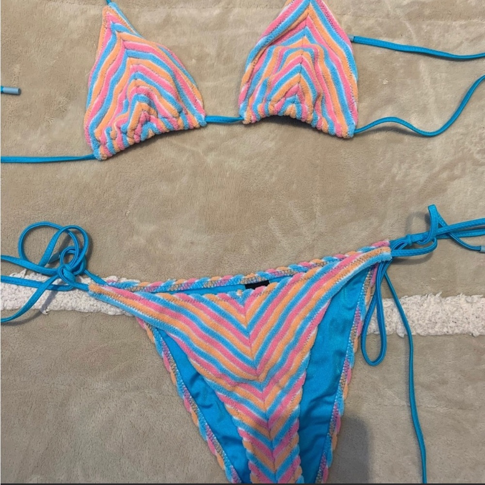 triangl bikini